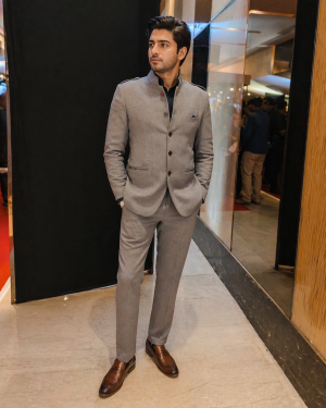 Grey Bandhgala Suit with Contemporary Tailoring